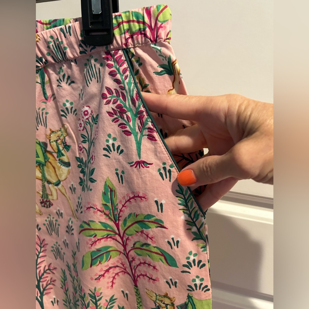 Printfresh cami set with cropped pants. Pink Camels Courtyard size Medium - Picture 10 of 12